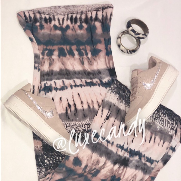 ✴️3 for $15✴️ Set of 2 Bangle Bracelets - Picture 4 of 13